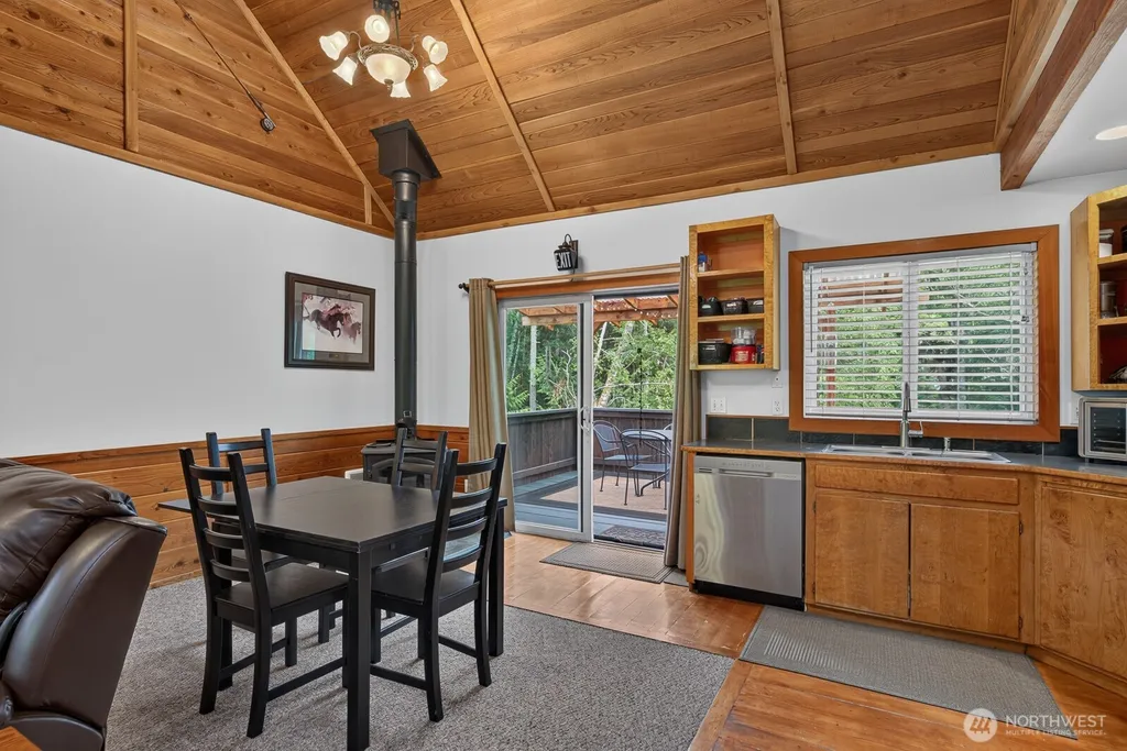 1649 Hemlock Drive Camano Island WA 98282