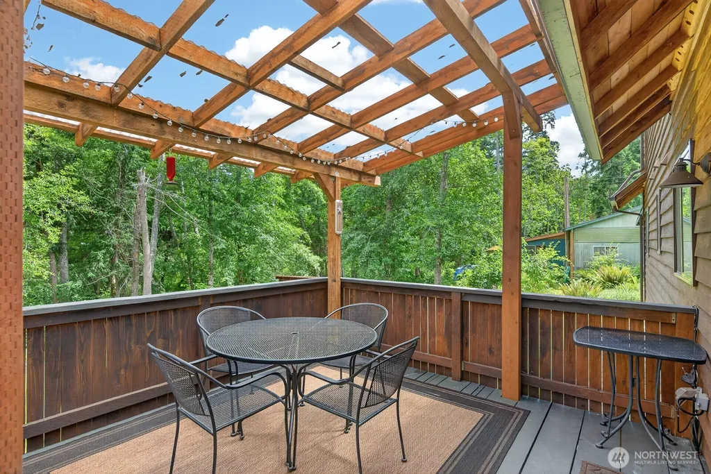 1649 Hemlock Drive Camano Island WA 98282