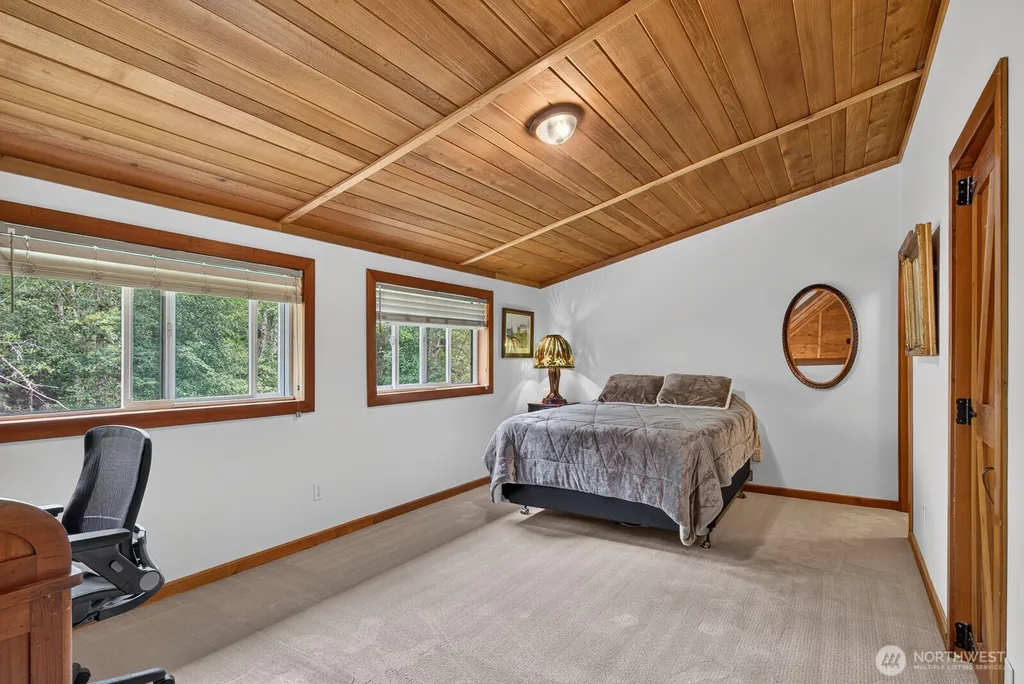 1649 Hemlock Drive Camano Island WA 98282