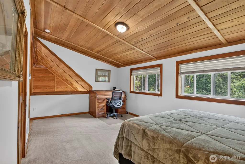 1649 Hemlock Drive Camano Island WA 98282