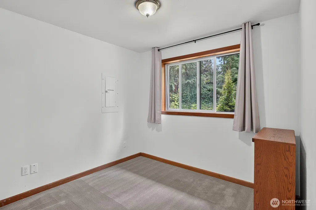 1649 Hemlock Drive Camano Island WA 98282