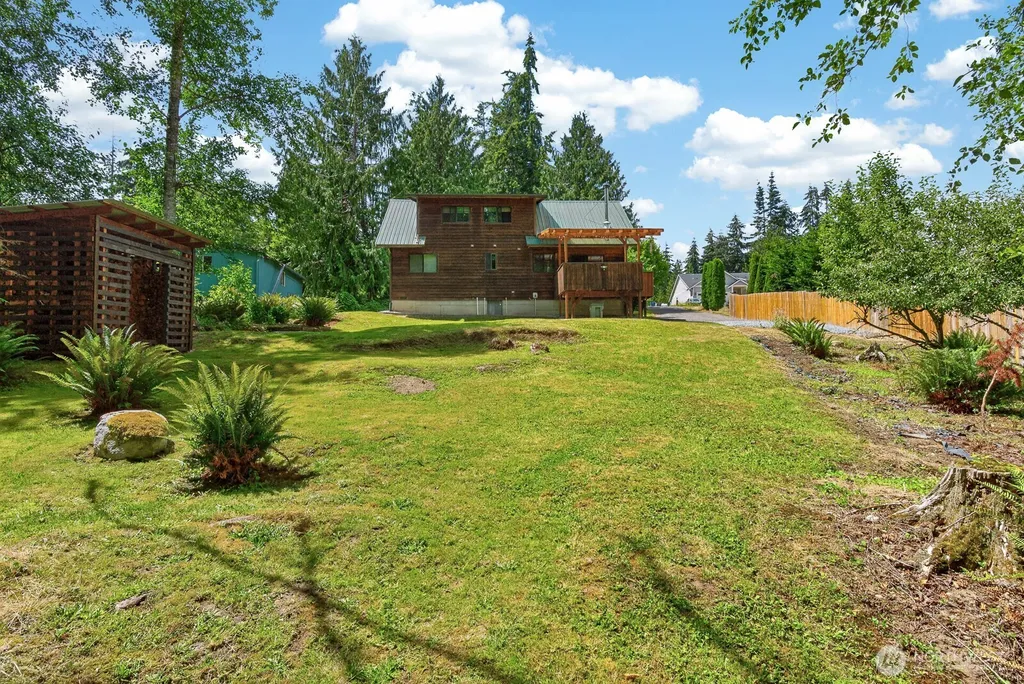 1649 Hemlock Drive Camano Island WA 98282