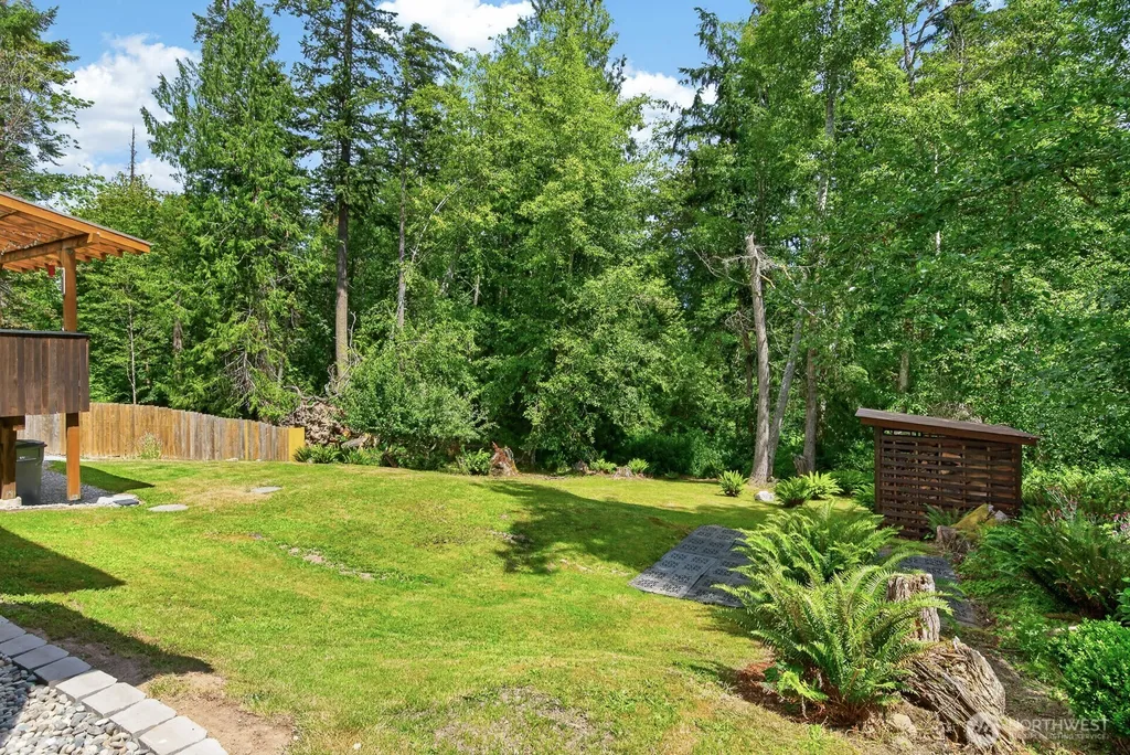 1649 Hemlock Drive Camano Island WA 98282