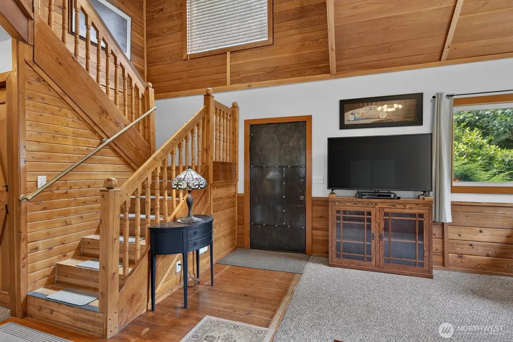 1649 Hemlock Drive Camano Island WA 98282