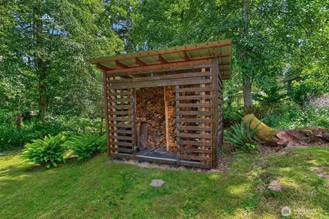 1649 Hemlock Drive Camano Island WA 98282