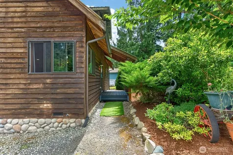 1649 Hemlock Drive Camano Island WA 98282