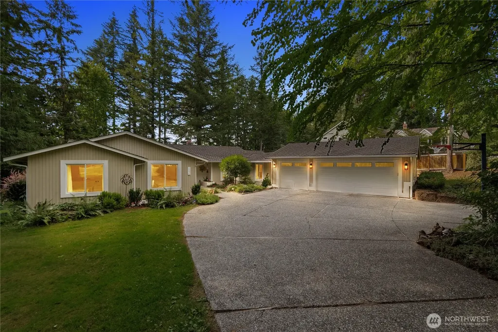 26636 SE 31st Sammamish WA 98075