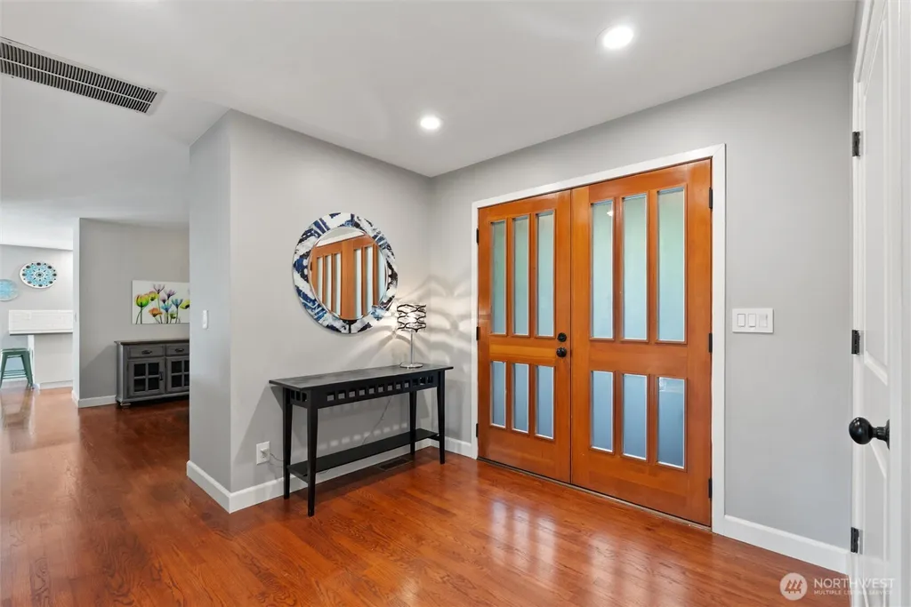 26636 SE 31st Sammamish WA 98075