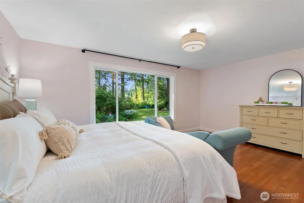 26636 SE 31st Sammamish WA 98075
