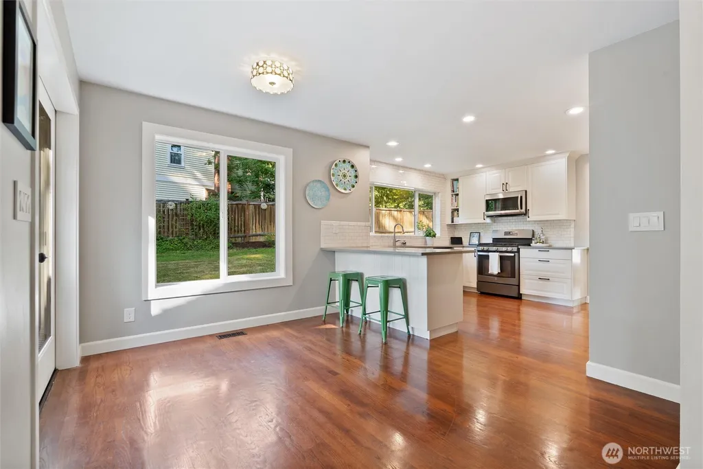 26636 SE 31st Sammamish WA 98075