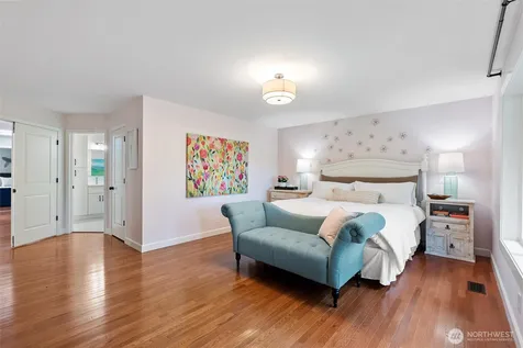 26636 SE 31st Sammamish WA 98075