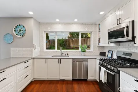 26636 SE 31st Sammamish WA 98075