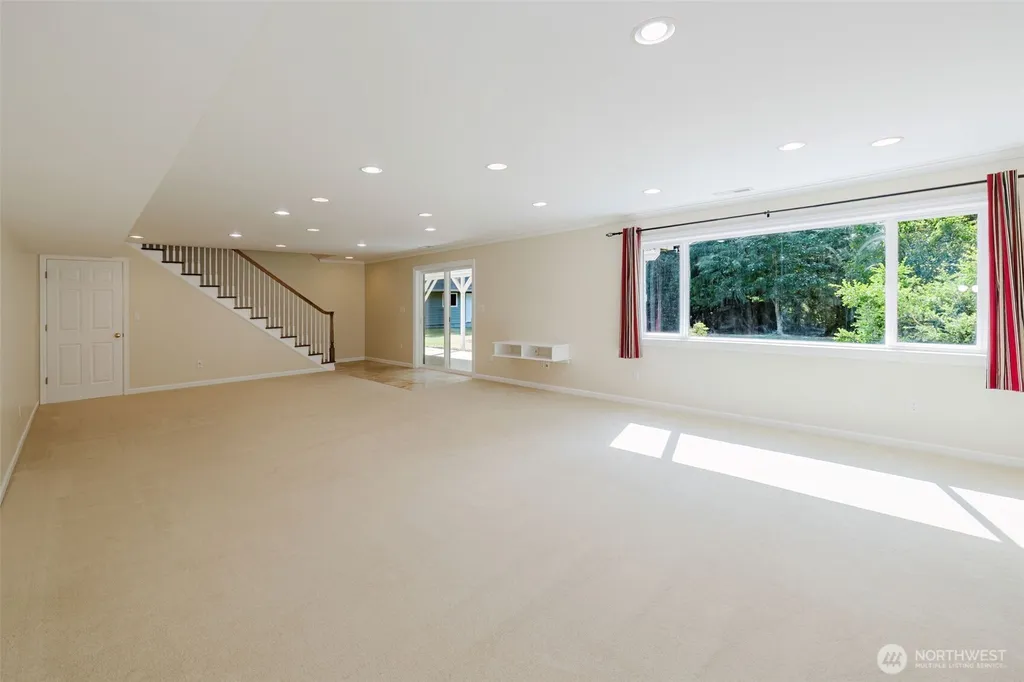 10321 Willamette Meridian Road NW Silverdale WA 98383