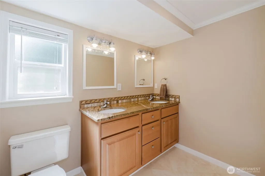 10321 Willamette Meridian Road NW Silverdale WA 98383