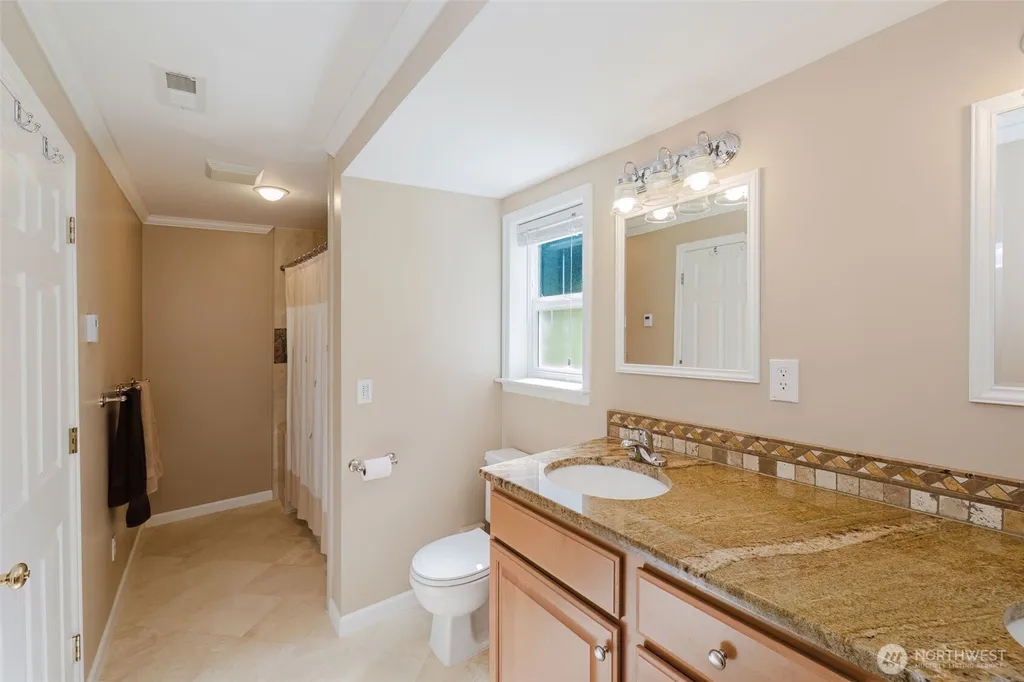 10321 Willamette Meridian Road NW Silverdale WA 98383