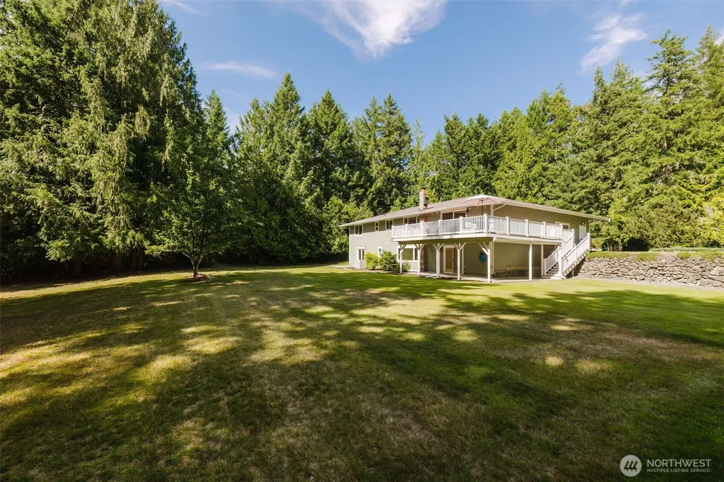 10321 Willamette Meridian Road NW Silverdale WA 98383