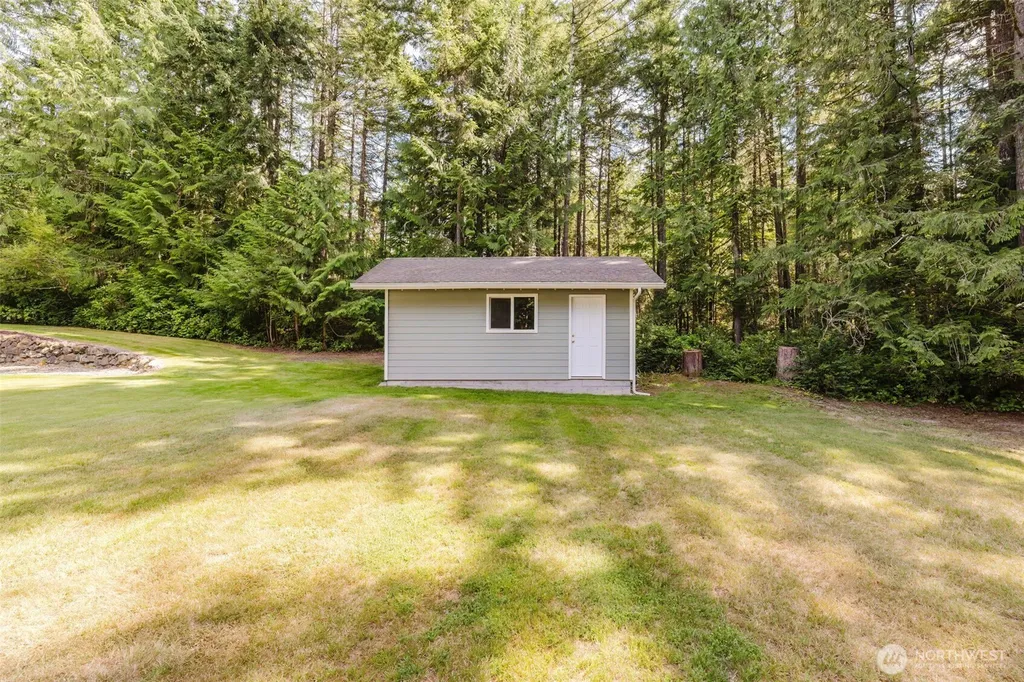 10321 Willamette Meridian Road NW Silverdale WA 98383
