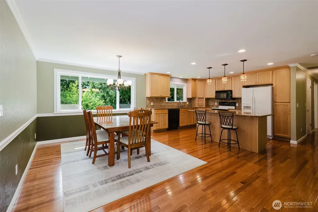 10321 Willamette Meridian Road NW Silverdale WA 98383