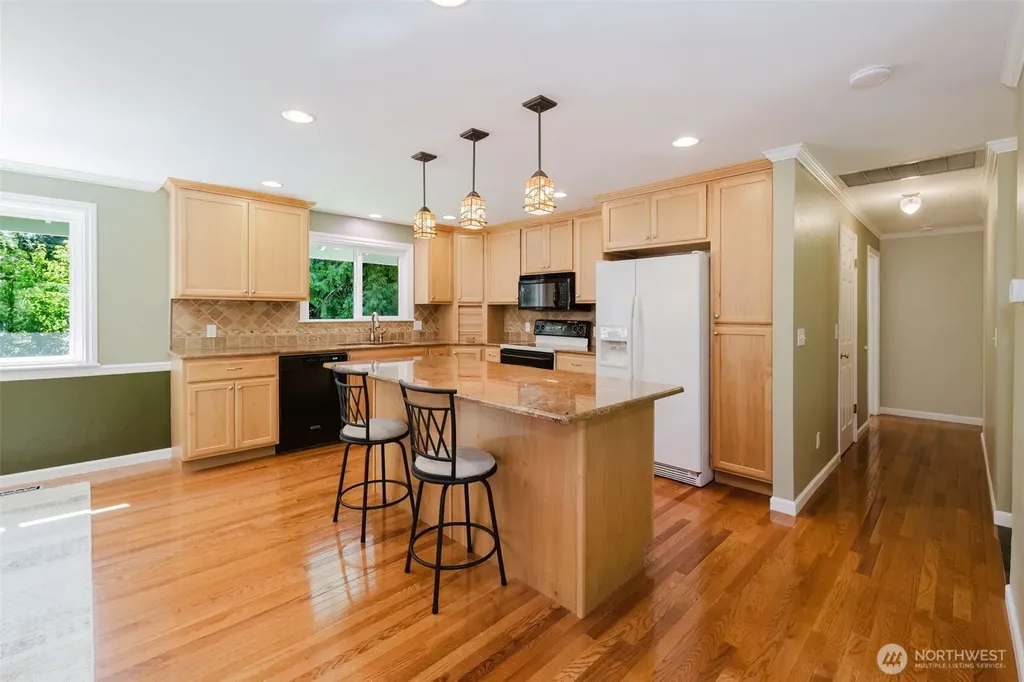 10321 Willamette Meridian Road NW Silverdale WA 98383