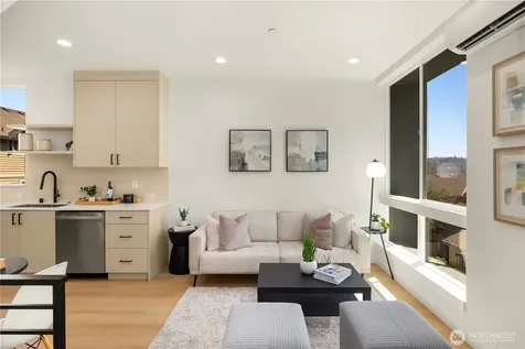 3852 Carr Place N Seattle WA 98103
