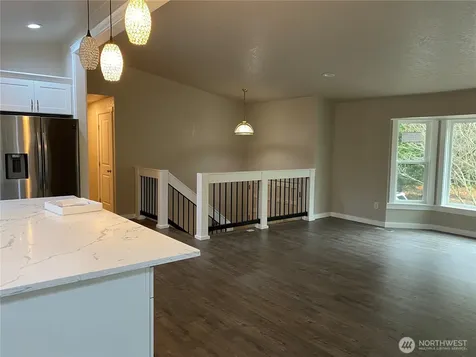 15201 221st Avenue NE Woodinville WA 98077