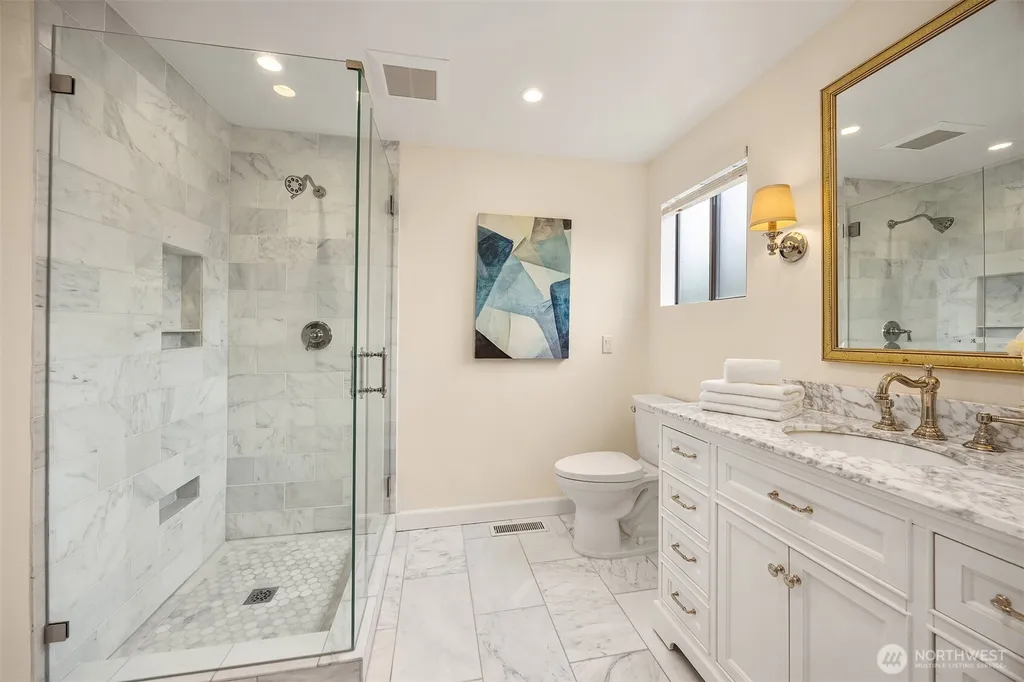 4836 158th Place SE Bellevue WA 98006