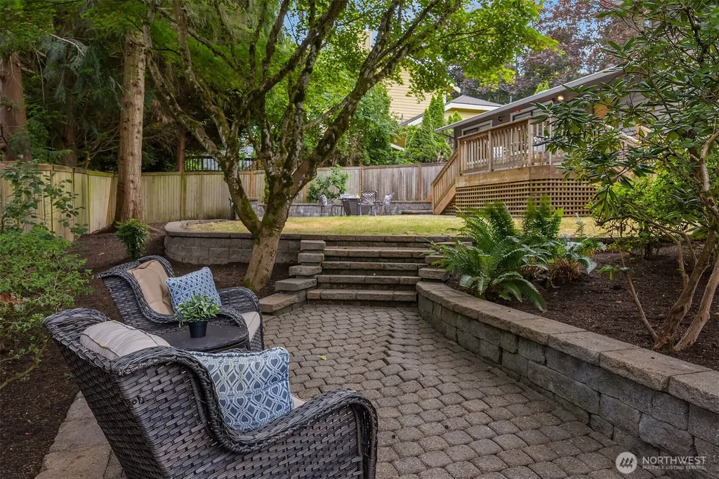 4836 158th Place SE Bellevue WA 98006