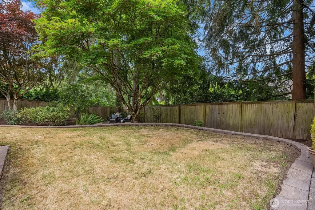4836 158th Place SE Bellevue WA 98006