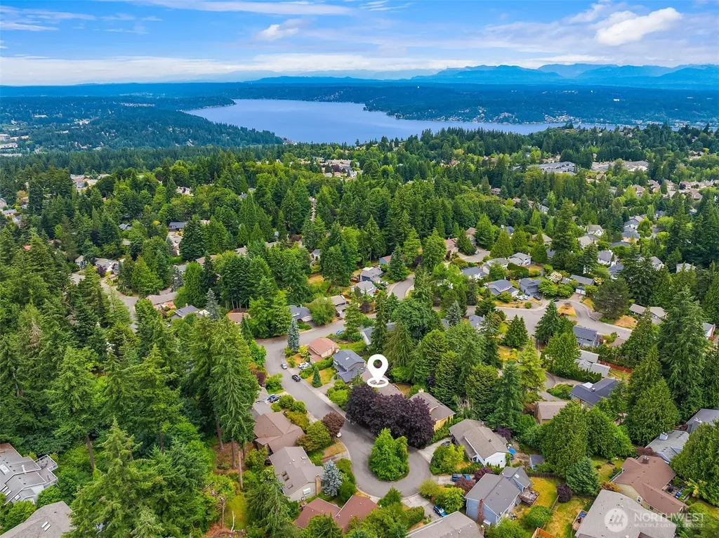 4836 158th Place SE Bellevue WA 98006