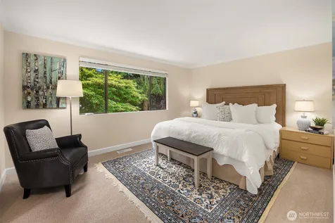 4836 158th Place SE Bellevue WA 98006
