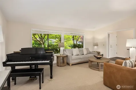 4836 158th Place SE Bellevue WA 98006