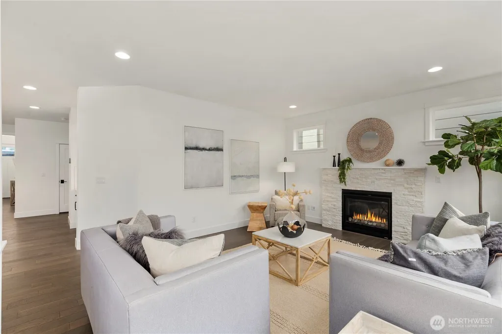 22006 81st Place W Edmonds WA 98026