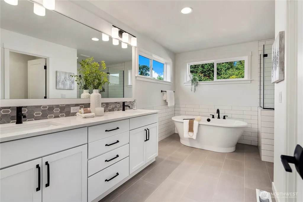 22006 81st Place W Edmonds WA 98026