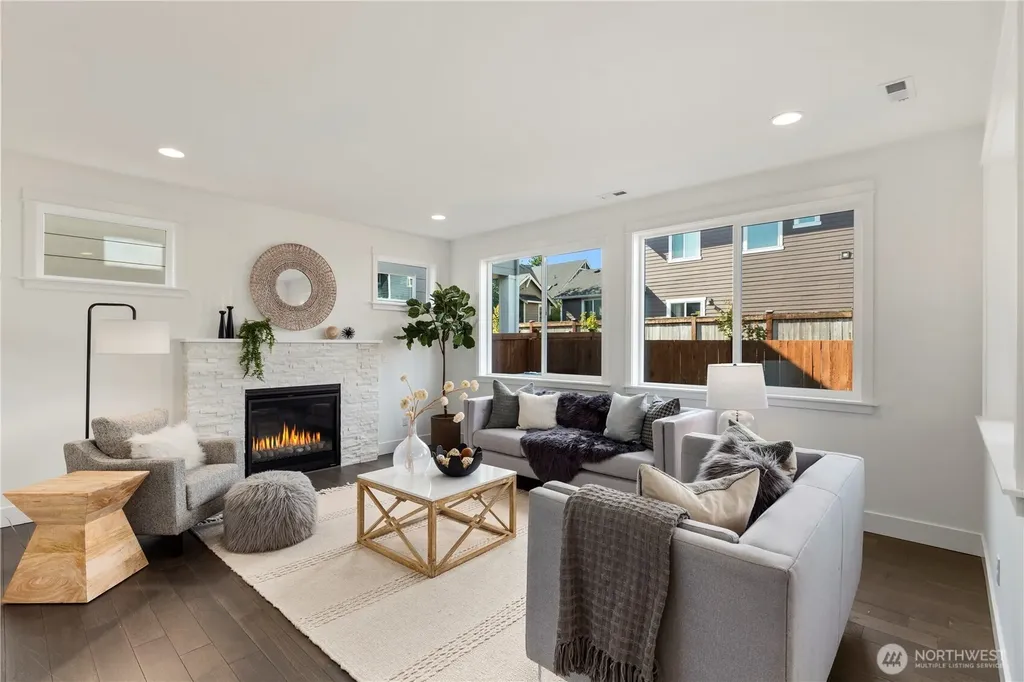 22006 81st Place W Edmonds WA 98026