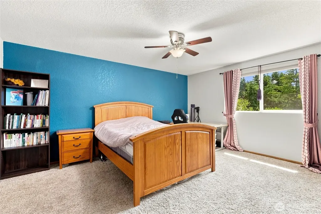 10129 63rd Place W Mukilteo WA 98275