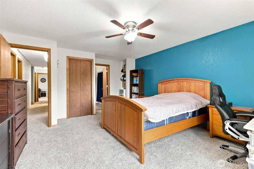 10129 63rd Place W Mukilteo WA 98275