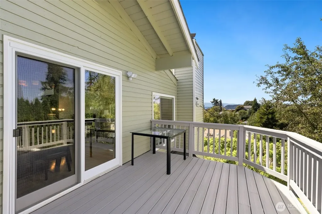 10129 63rd Place W Mukilteo WA 98275