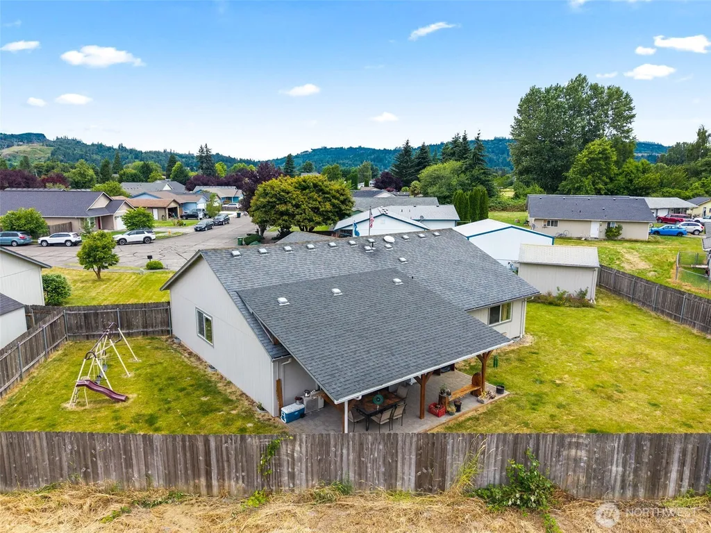142 Charles Street Longview WA 98632