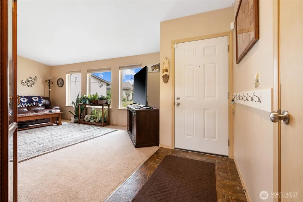 142 Charles Street Longview WA 98632