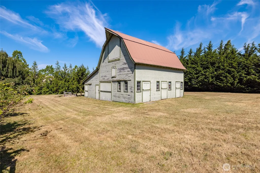 579 SE Ely Street Oak Harbor WA 98277
