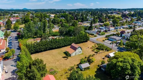 579 SE Ely Street Oak Harbor WA 98277