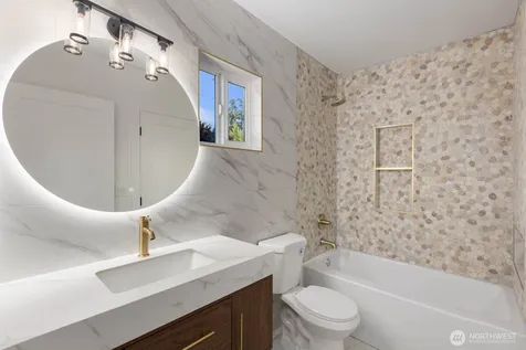 512 NW 44th Street Seattle WA 98107