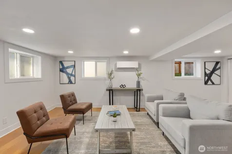 512 NW 44th Street Seattle WA 98107