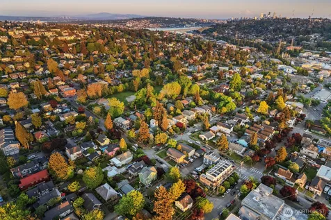 512 NW 44th Street Seattle WA 98107