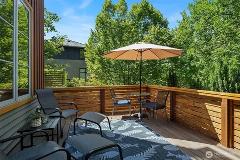 3824 Evanston Avenue N Seattle WA 98103