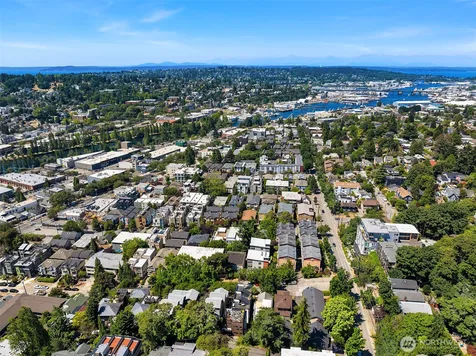 3824 Evanston Avenue N Seattle WA 98103