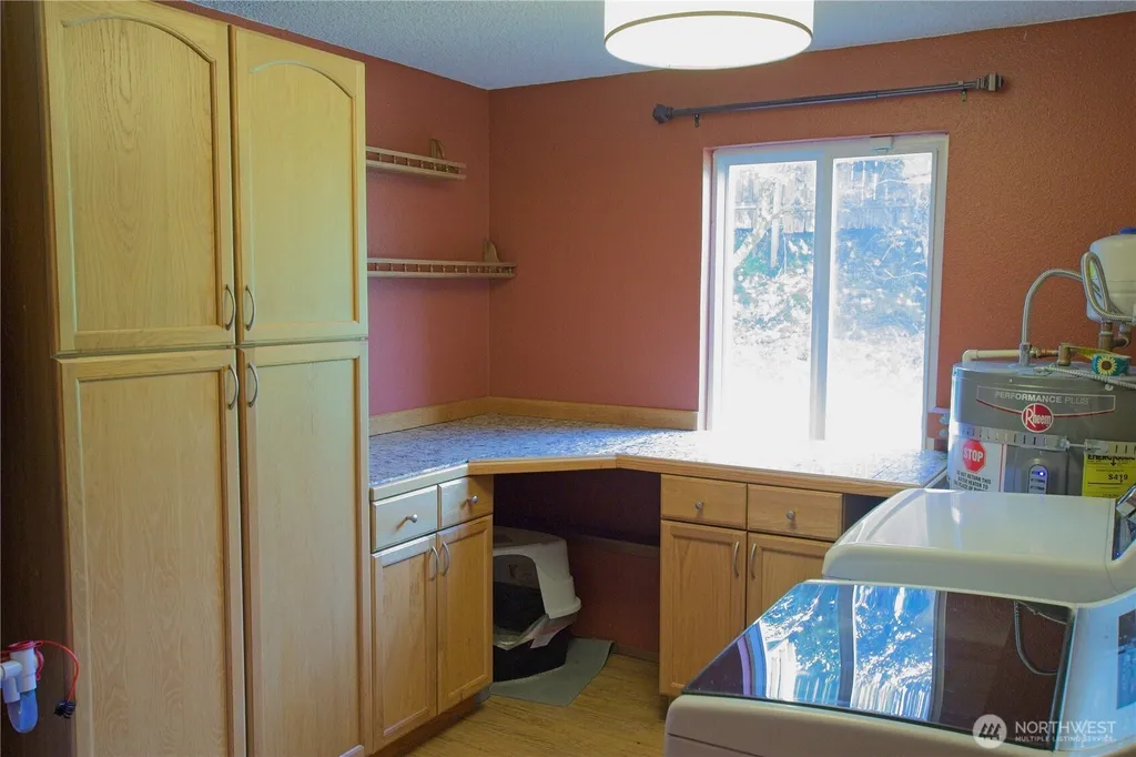 6804 47th Avenue E Tacoma WA 98443