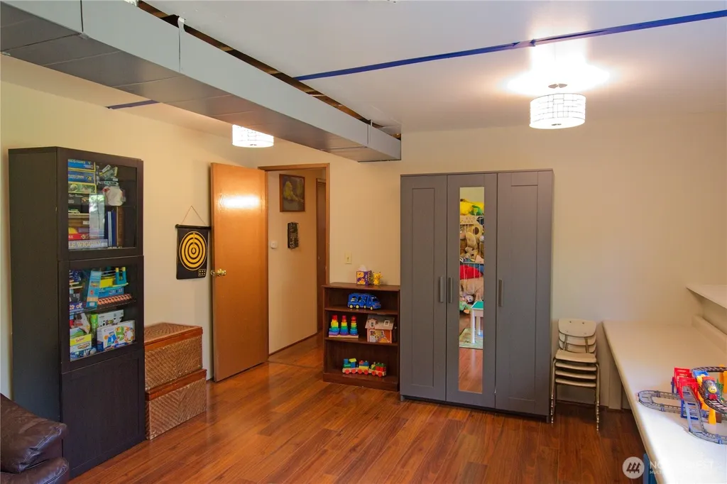 6804 47th Avenue E Tacoma WA 98443