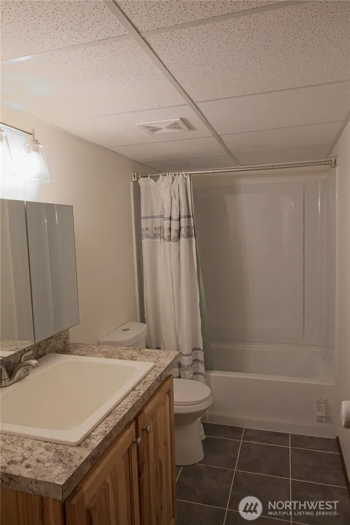 6804 47th Avenue E Tacoma WA 98443