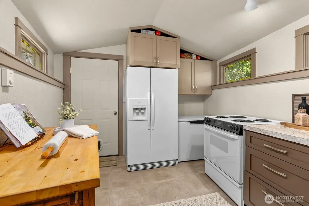 5408 71st Avenue Ct E Puyallup WA 98371
